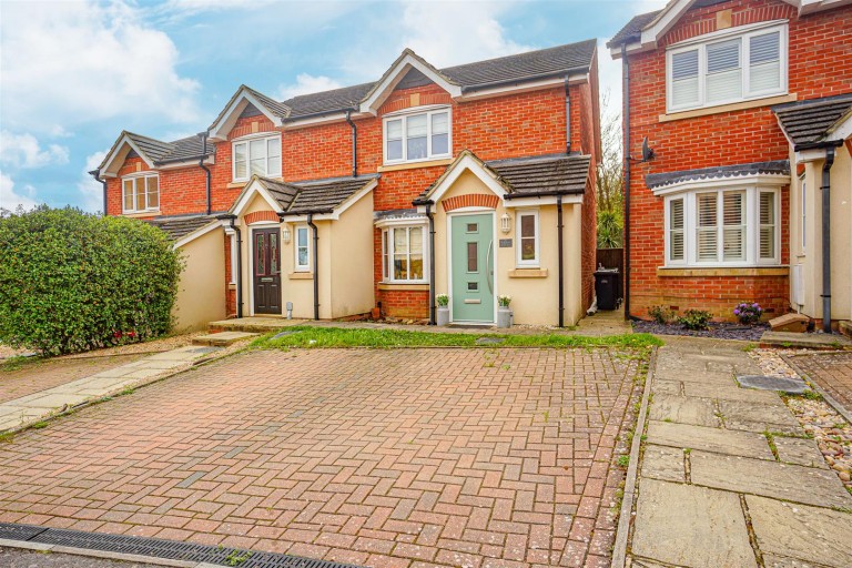 Etchingham Drive, St. Leonards-On-Sea