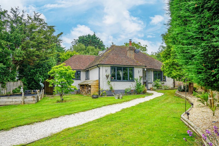 Northiam Road, Broad Oak, Rye