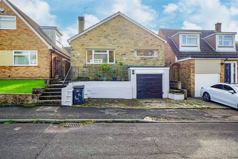 Ravine Close, Hastings