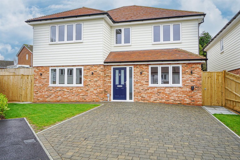 Hollington Park Close, St Leonards-on-sea