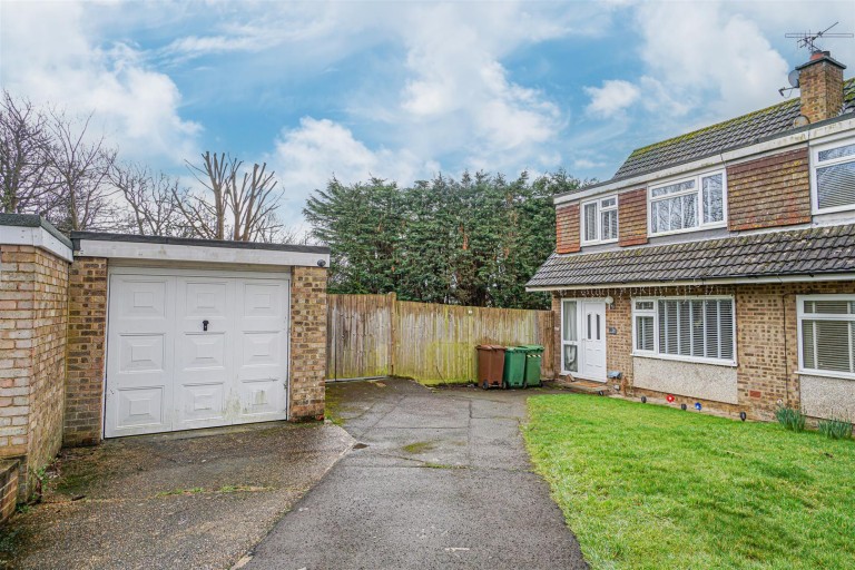 Abbotsfield Close, Hastings